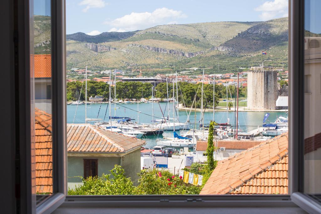 Apartments Maria Trogir Exterior foto